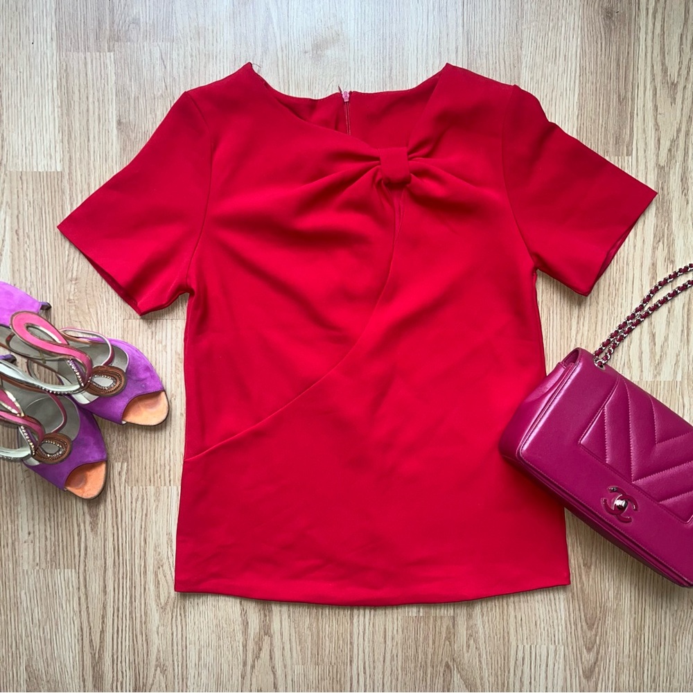 Red crepe Blouse with Short Sleeves and bow detail